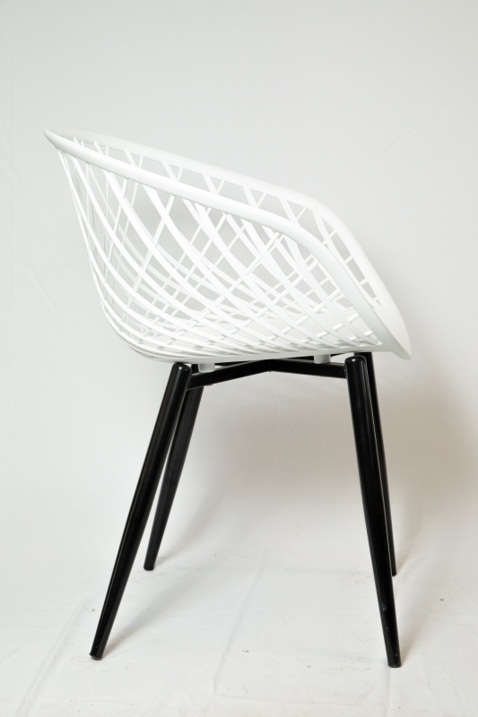 Стул Мельбурн КНР (Пластик. сиденье, черные метал. ножки БЕЛЫЙ)