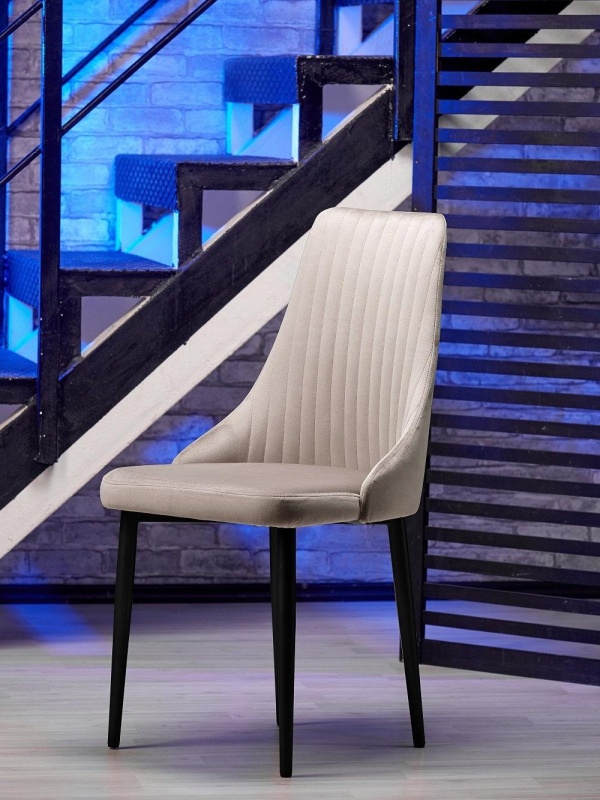 Стул Руссо ПАМИР (F06 Светло-бежевый/Черная опора)