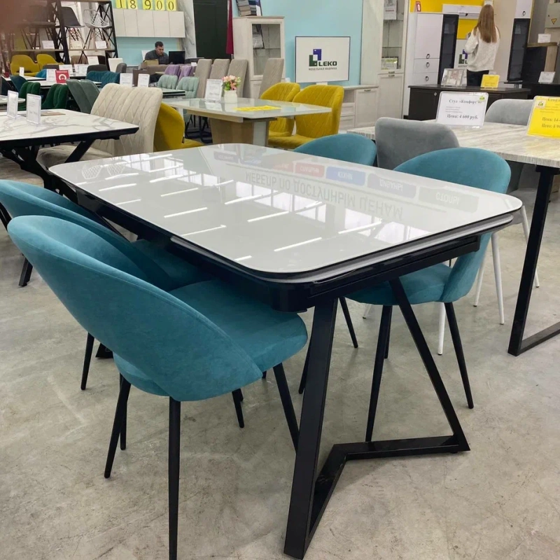 Стол Кронос Люкс Стекло 1400 Ваша Мебель (стекло белое, МДФ+пленка черная,каркас муар черный+Опора №10 мет.муар черный (1400(2200)х850))