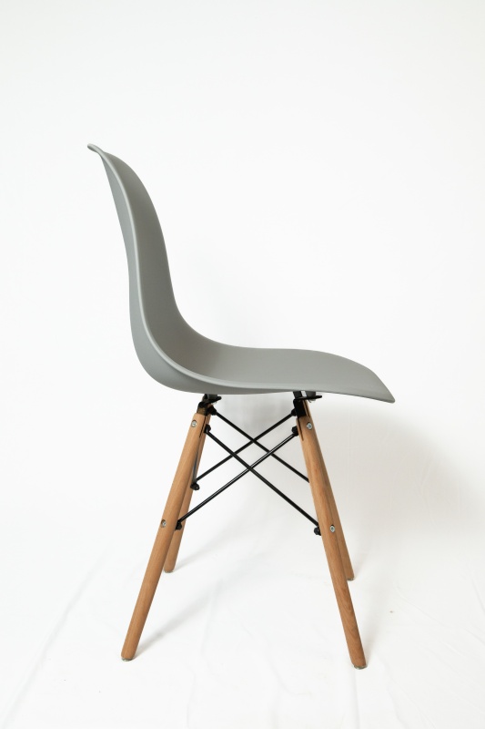 Стул Перт КНР (Пластиковый стул с деревянными ножками и металлическим каркасом СЕРЫЙ)