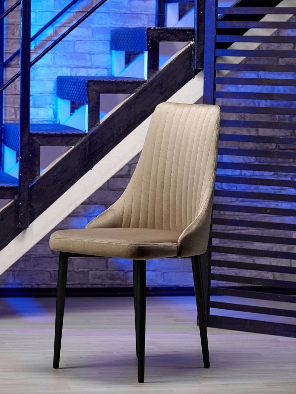 Стул Руссо ПАМИР (F08 Бежевый/Черная опора)