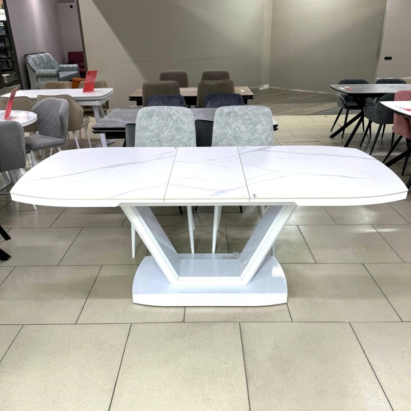 Стол Дионис Керамика 1600 Ваша Мебель (Керамика ДГ-3 Мрамор белый, мдф белый, колонна декор №3 V-образное белый (1600/2000*900*750))